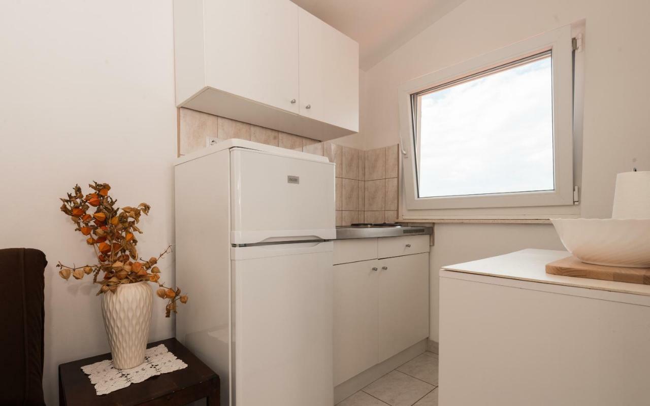 Apartmani Medar บลัตเซ ภายนอก รูปภาพ